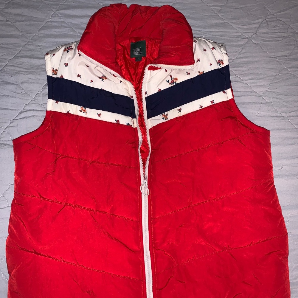Wild Fable Retro Puffer Vest